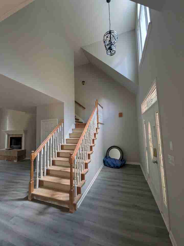 580 Northridge Rd - Photo 7 of 16