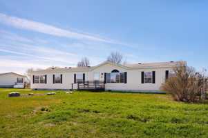 featured image of 415 Tracy Ann Dr