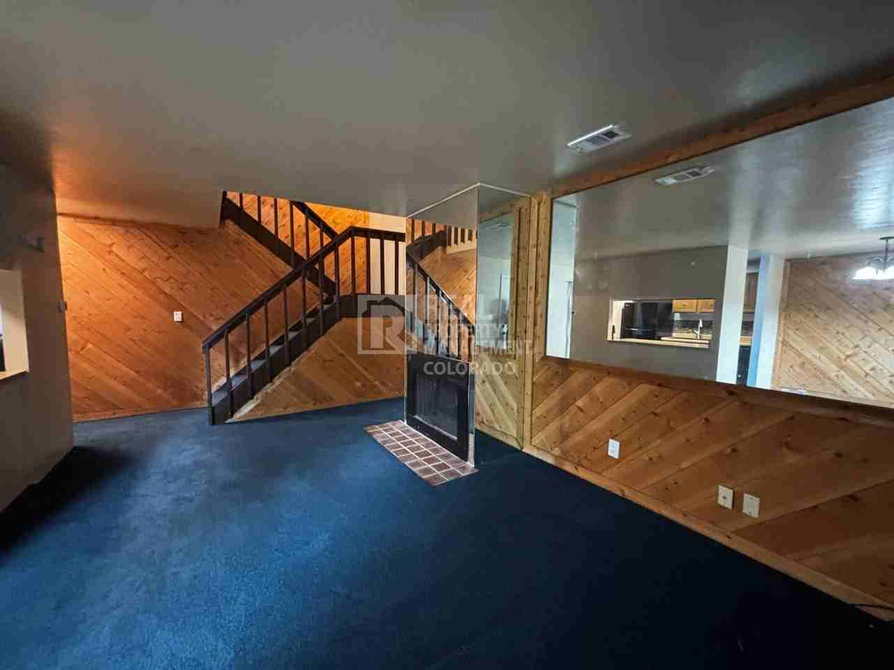 8487 Everett Way #B - Photo 5 of 14