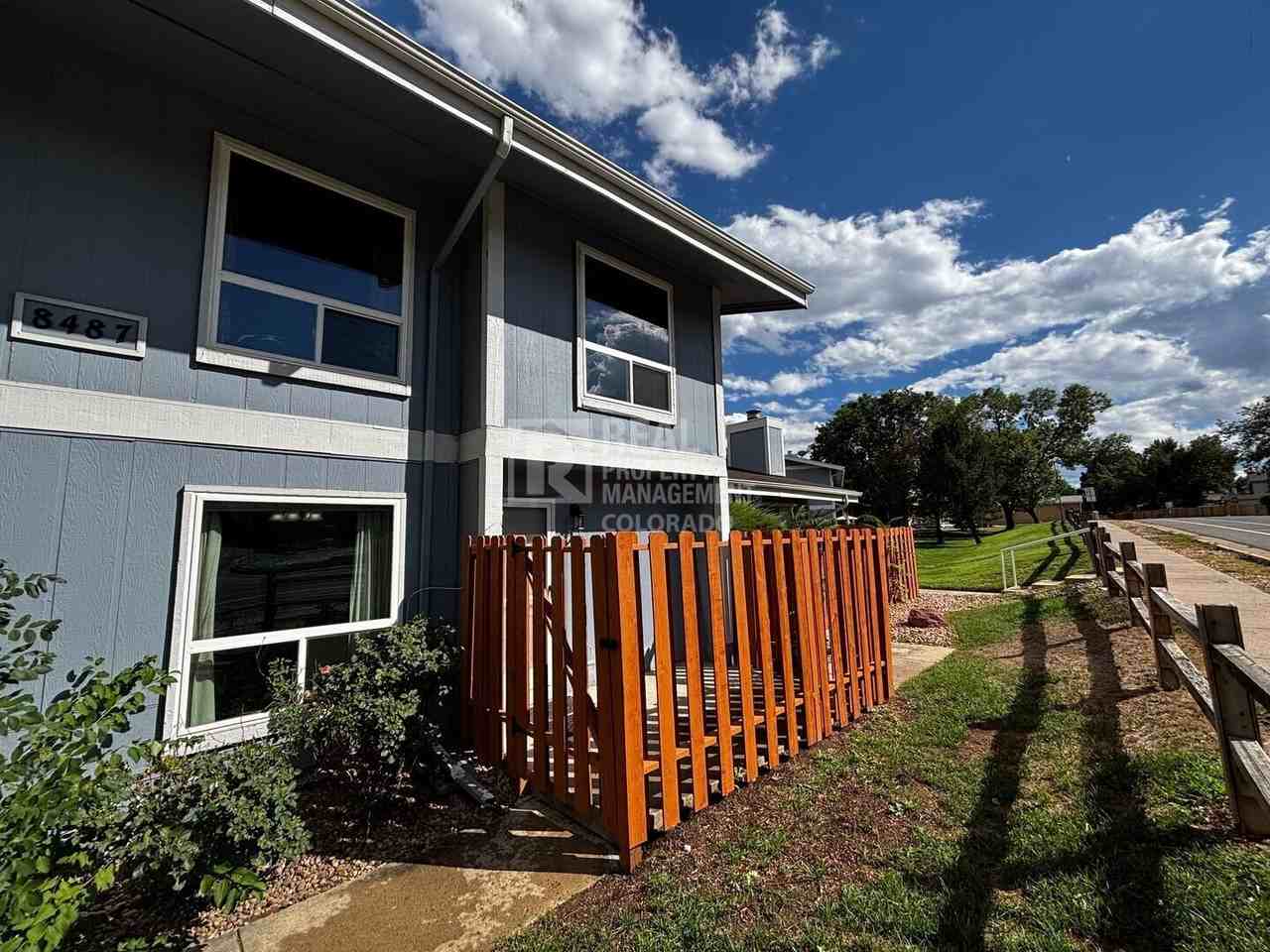 8487 Everett Way #B - Photo 2 of 14
