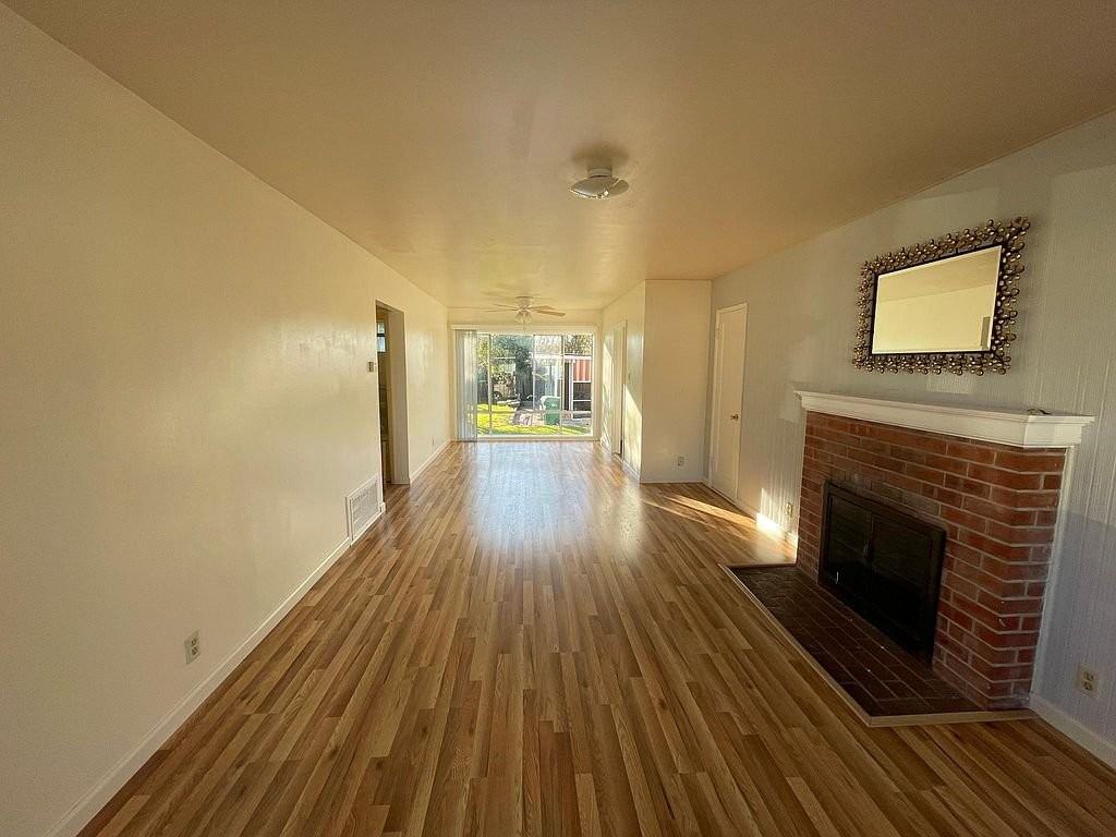 16057 Mills Ave - Photo 2 of 10