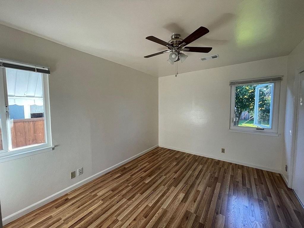 16057 Mills Ave - Photo 3 of 10