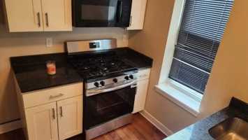 featured image of 110 N Stockton St #B
