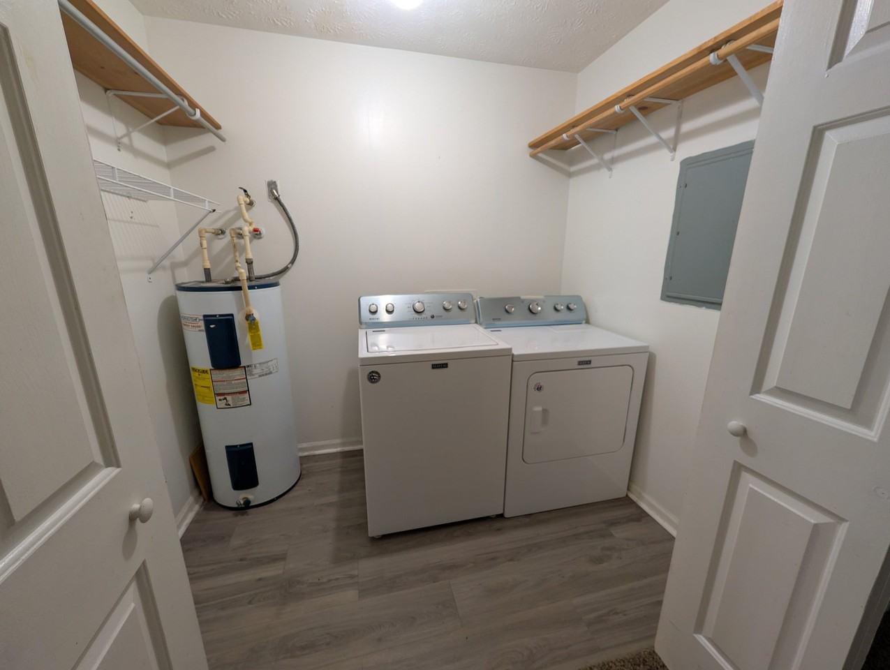 306 Molloy Ct #306 - Photo 5 of 9