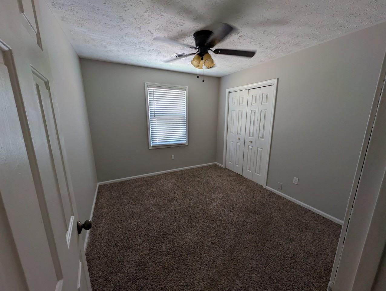 306 Molloy Ct #306 - Photo 6 of 9