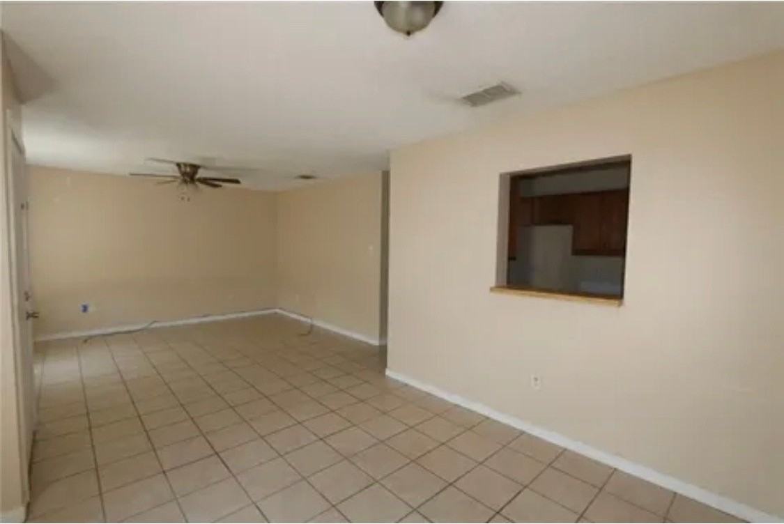 5932 Becker St - Photo 2 of 8