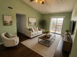 featured image of 3944 Mack Rd