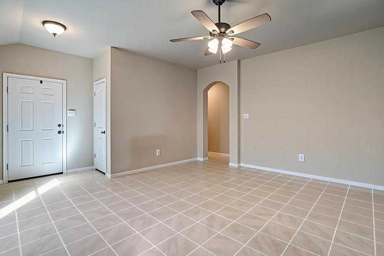 1404 Marble St - Photo 3 of 20