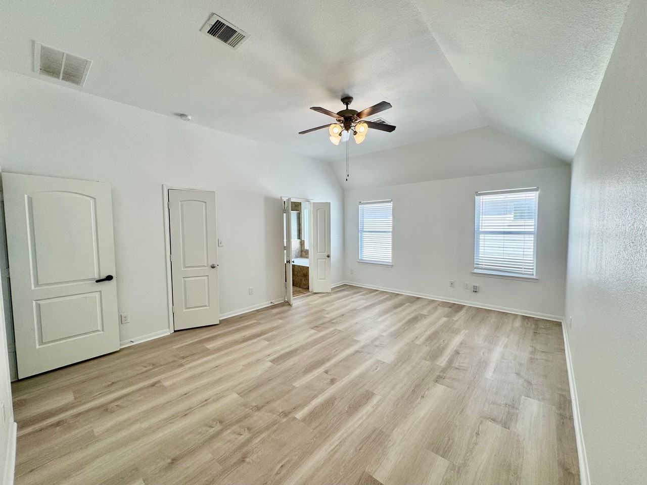14239 Oro Valley Dr - Photo 5 of 14
