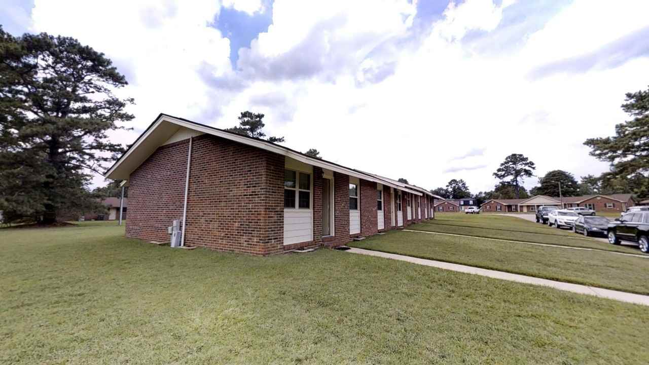 317 Crabapple Cir #101 - Photo 2 of 9