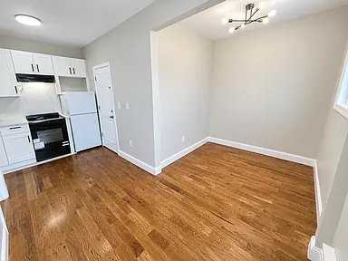 276 Broadway #6 - Photo 3 of 7