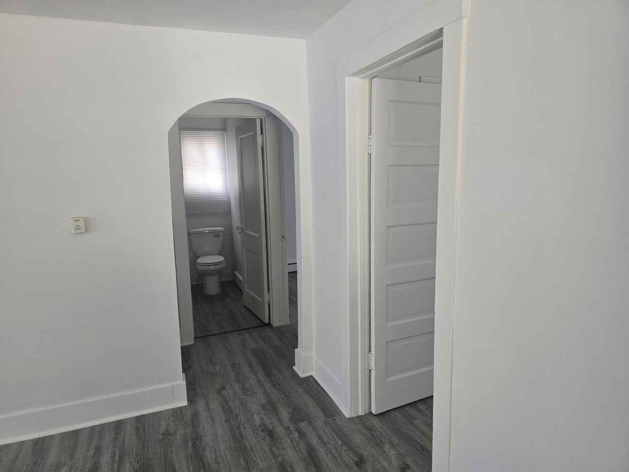 21331 Hamilton Ave - Photo 4 of 16