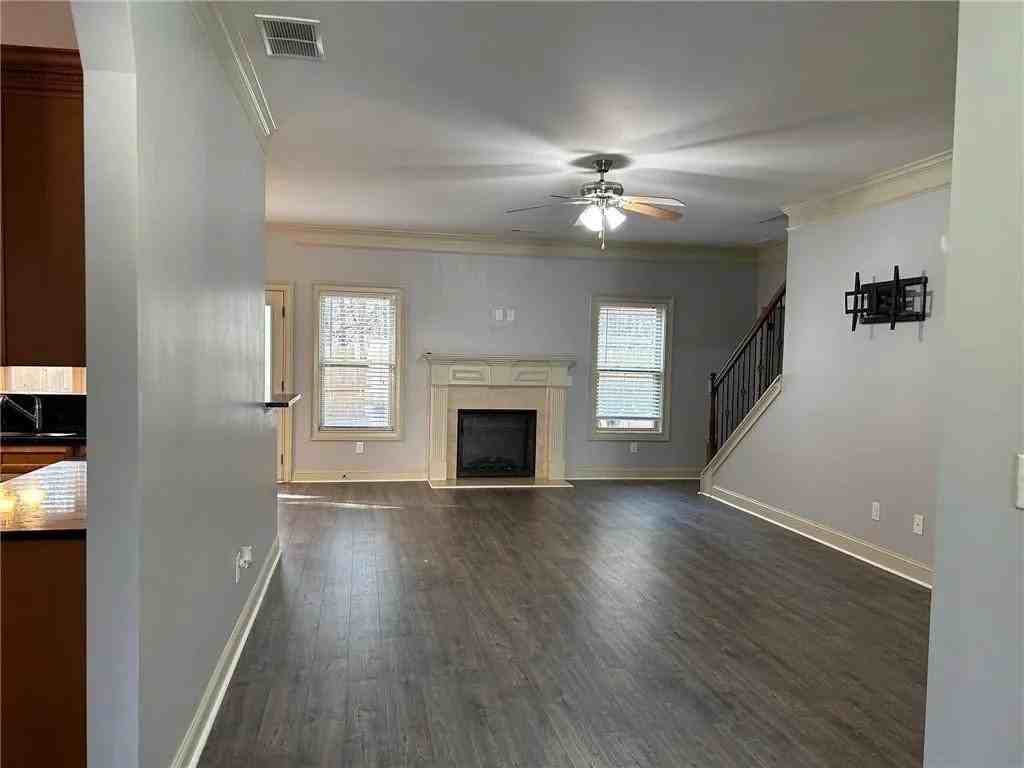 698 Channel Ln - Photo 3 of 18