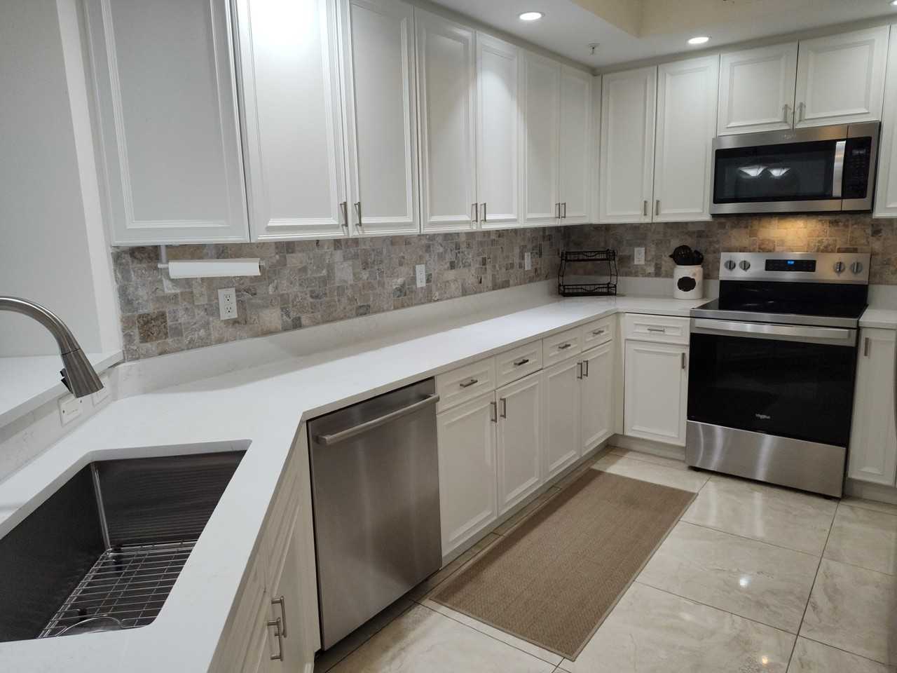 1065 Borghese Ln #602 - Photo 7 of 32