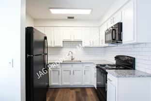 1435 Smith St - Photo 1 of 1