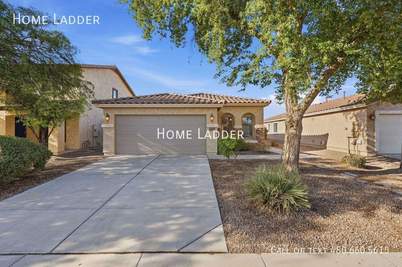 44760 W Paitilla Ln - Photo 2 of 37