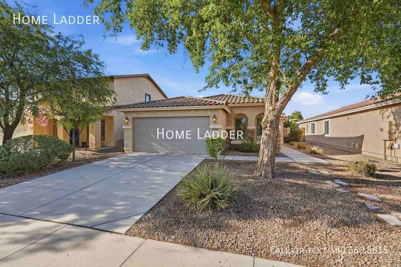 44760 W Paitilla Ln - Photo 3 of 37