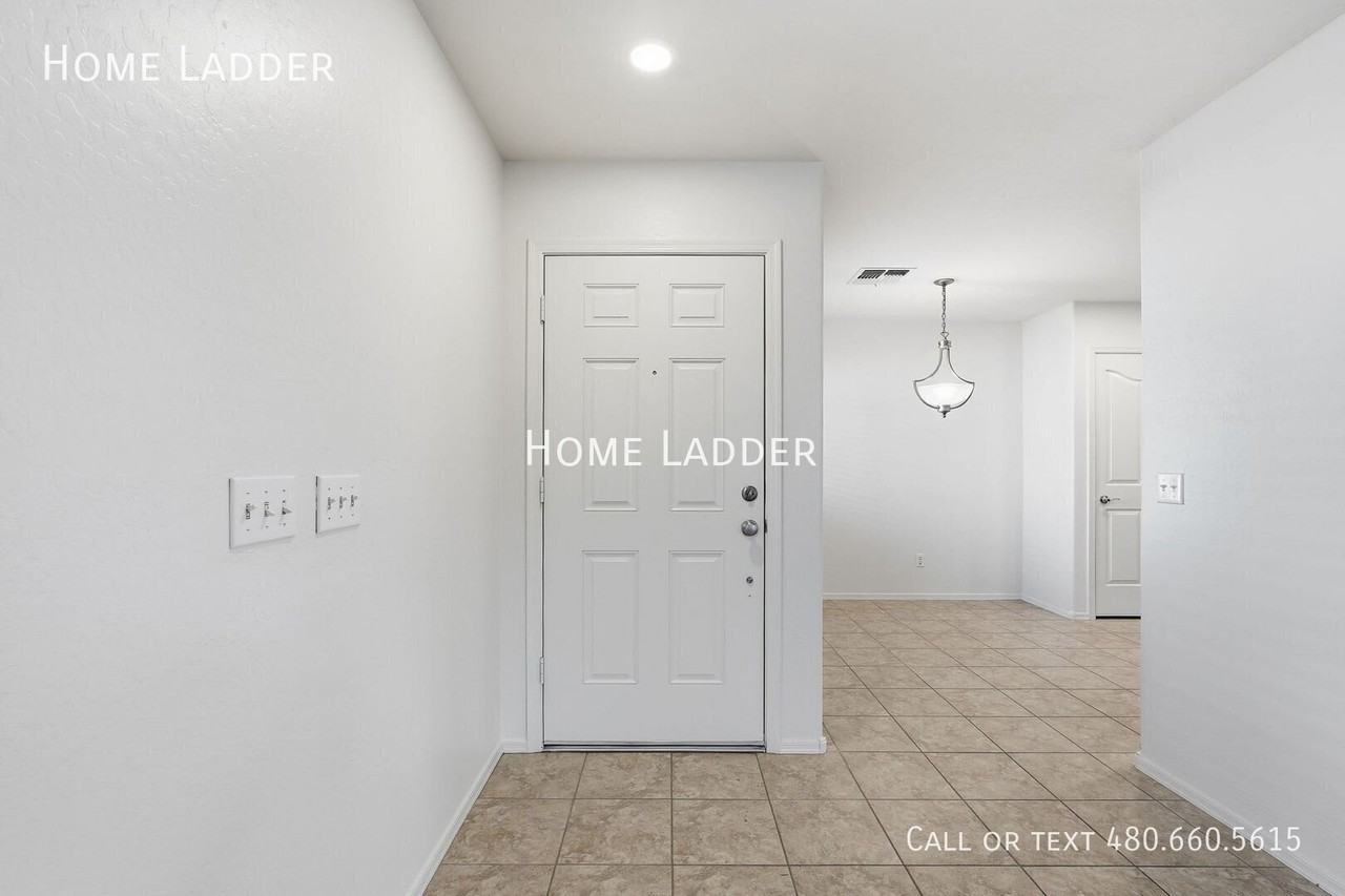 44760 W Paitilla Ln - Photo 4 of 37