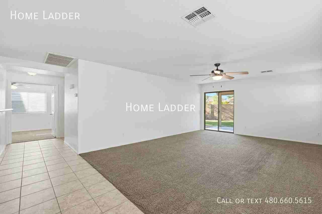 44760 W Paitilla Ln - Photo 5 of 37