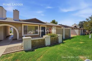 1021 W Laguna Dr - Photo 1 of 1