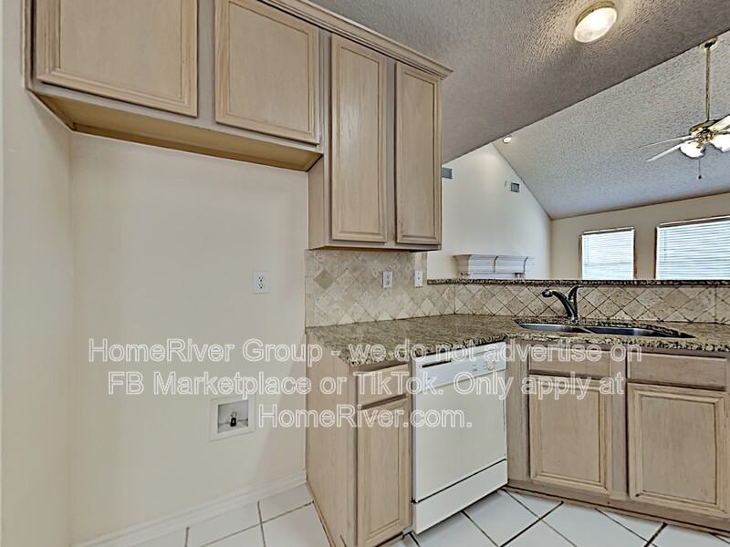 9812 Cliffside Dr - Photo 7 of 24