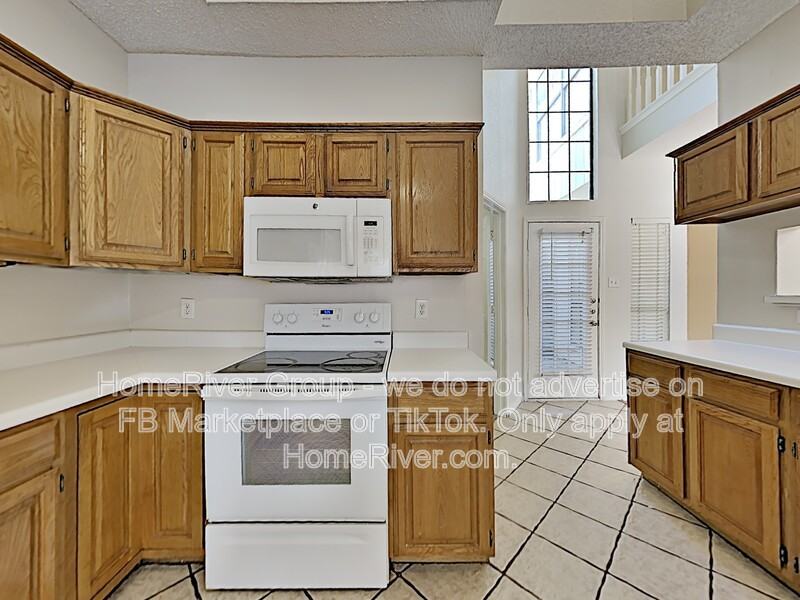 343 Alex Dr - Photo 5 of 15