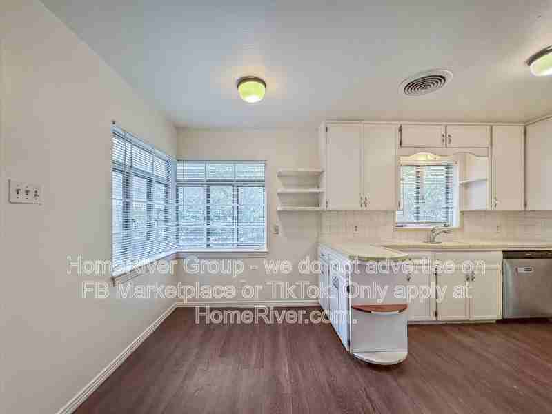 2627 Wynnewood Dr - Photo 5 of 23