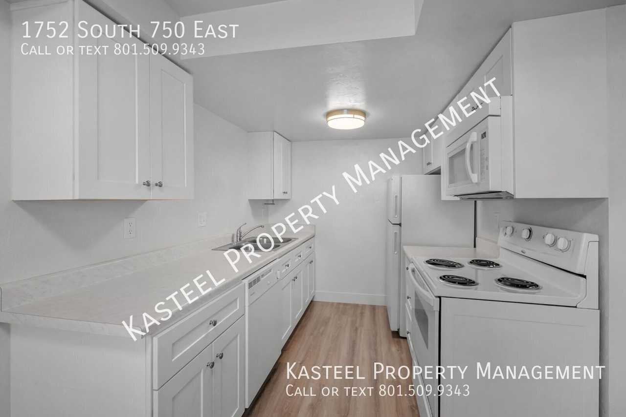 1752 S 750 E - Photo 5 of 18
