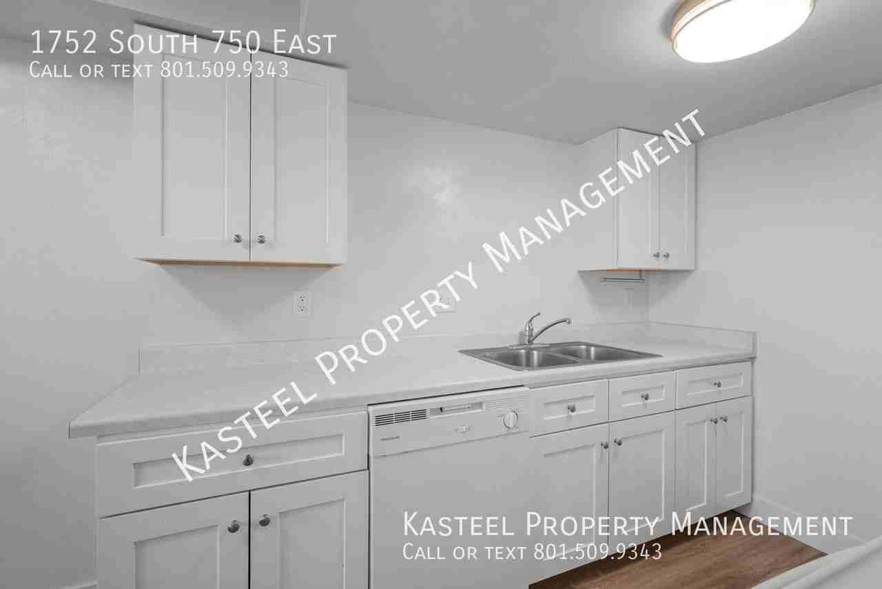 1752 S 750 E - Photo 6 of 18