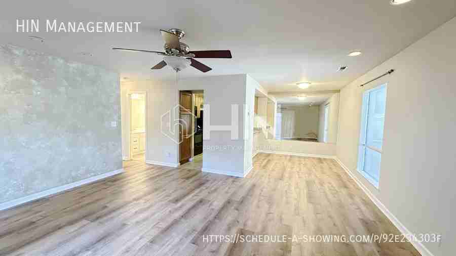 5572 Magnolia Ter - Photo 5 of 20