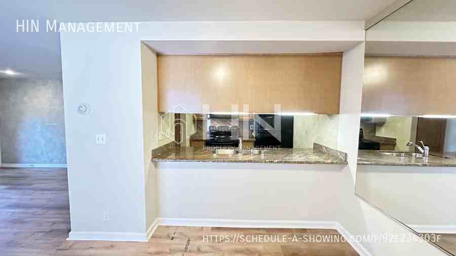 5572 Magnolia Ter - Photo 6 of 20