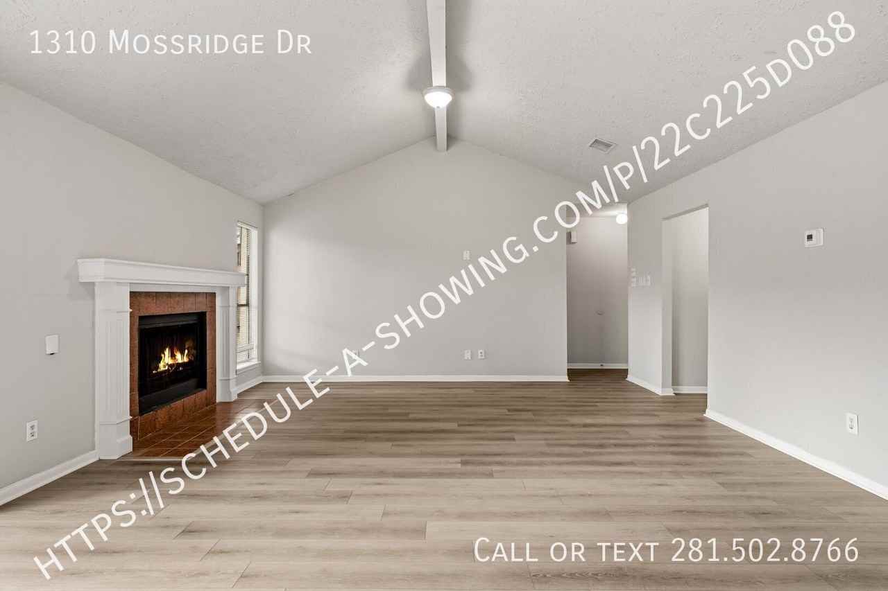 1310 Mossridge Dr - Photo 4 of 13