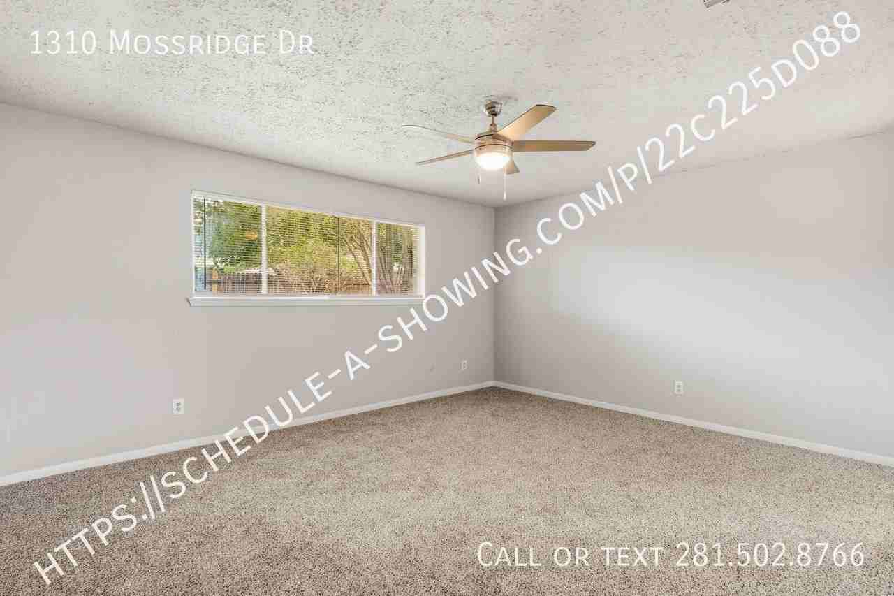1310 Mossridge Dr - Photo 7 of 13