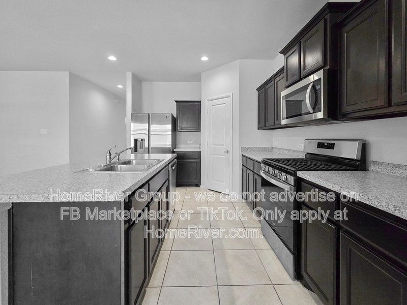 10356 Fort Elliott Trl - Photo 6 of 22
