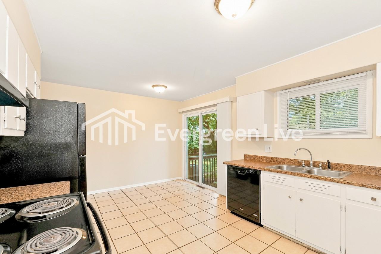 4008 E 107th St - Photo 5 of 15