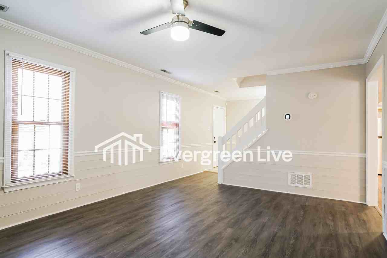 10731 Timberun Rd - Photo 3 of 15