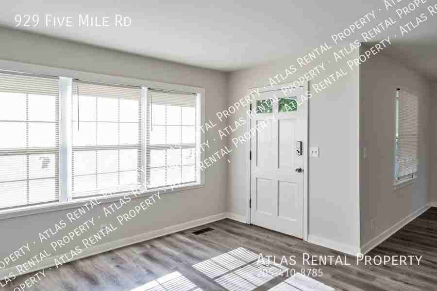 929 Five Mile Rd - Photo 6 of 19