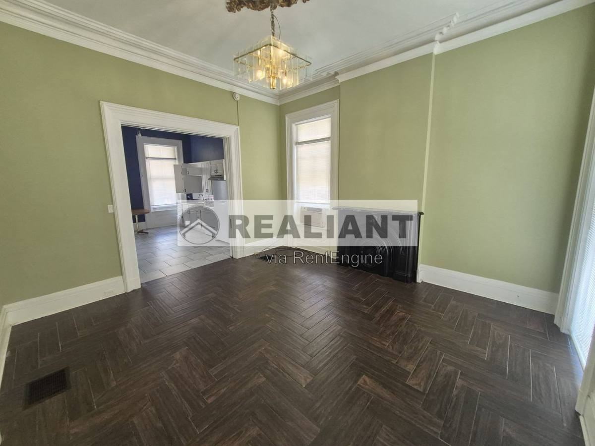 716 Lewis St #2 - Photo 2 of 8