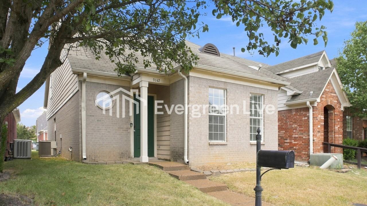 9142 Cinderhill Cv E - Photo 2 of 15