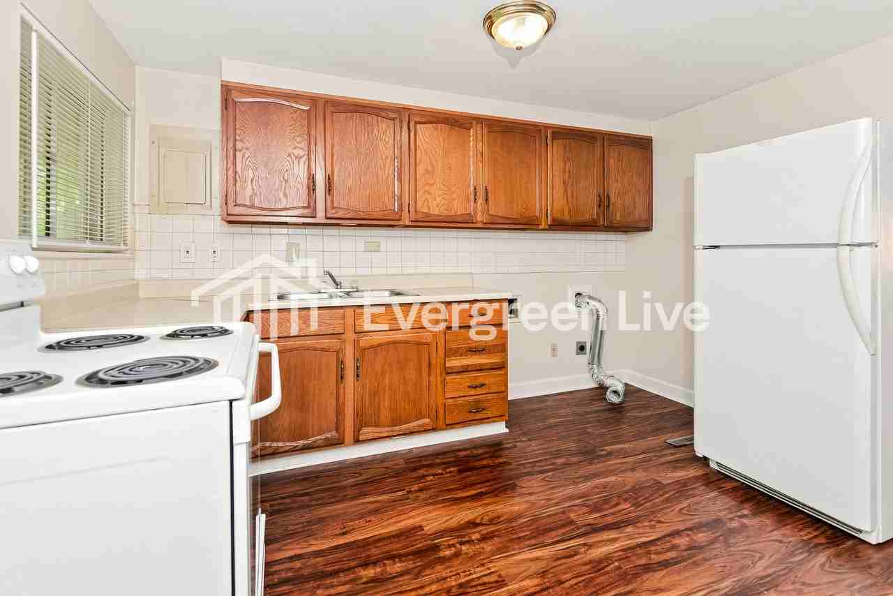 81 Rowland Dr - Photo 7 of 15