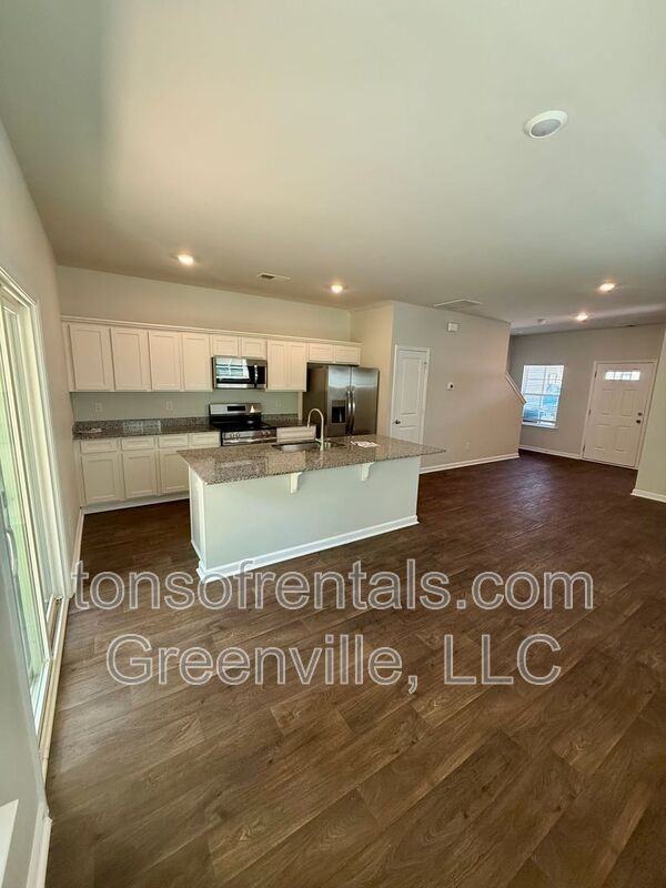 101 Pendleton Place Way - Photo 4 of 20