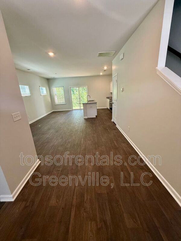 101 Pendleton Place Way - Photo 5 of 20