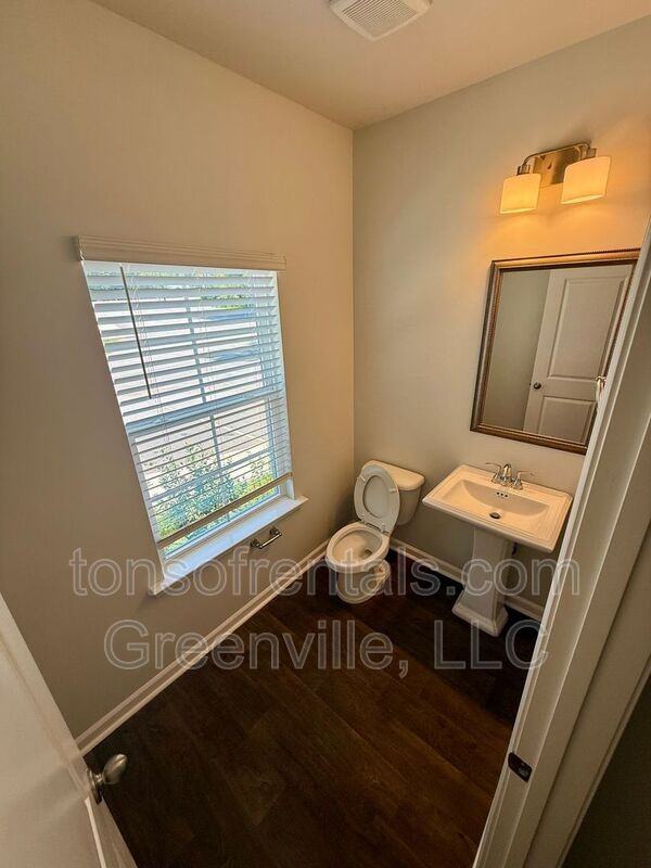 101 Pendleton Place Way - Photo 6 of 20