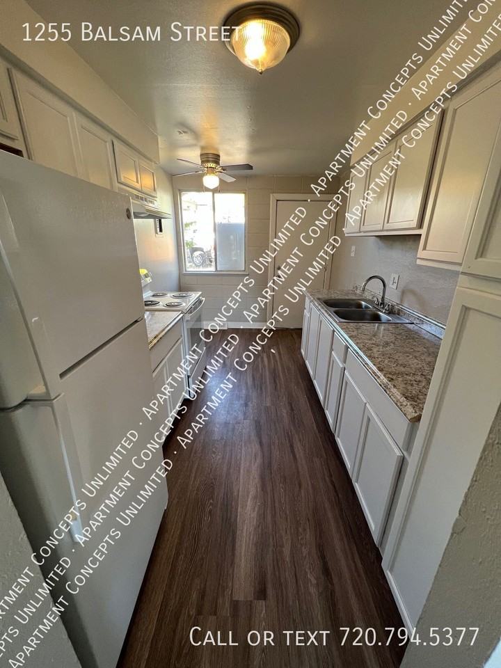 1255 Balsam St - Photo 7 of 14