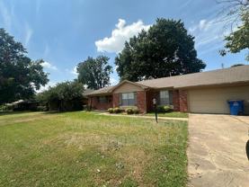 4512 S Kingston Ave - Photo 1 of 1