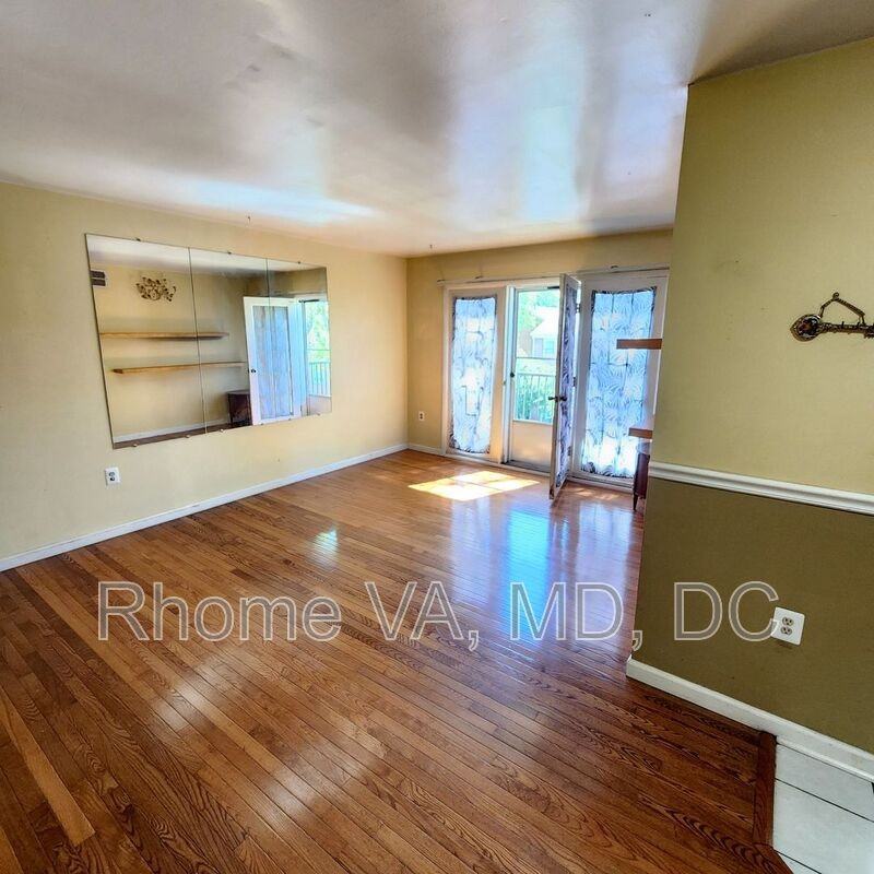 9473 Fairfax Blvd #301 - Photo 3 of 18