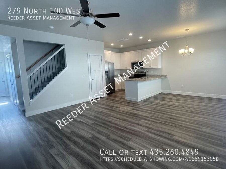 279 N 100 W - Photo 3 of 22