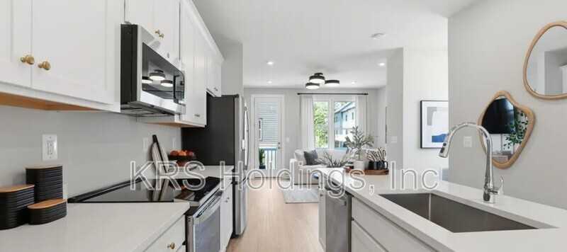 3738 District Dr - Photo 3 of 34