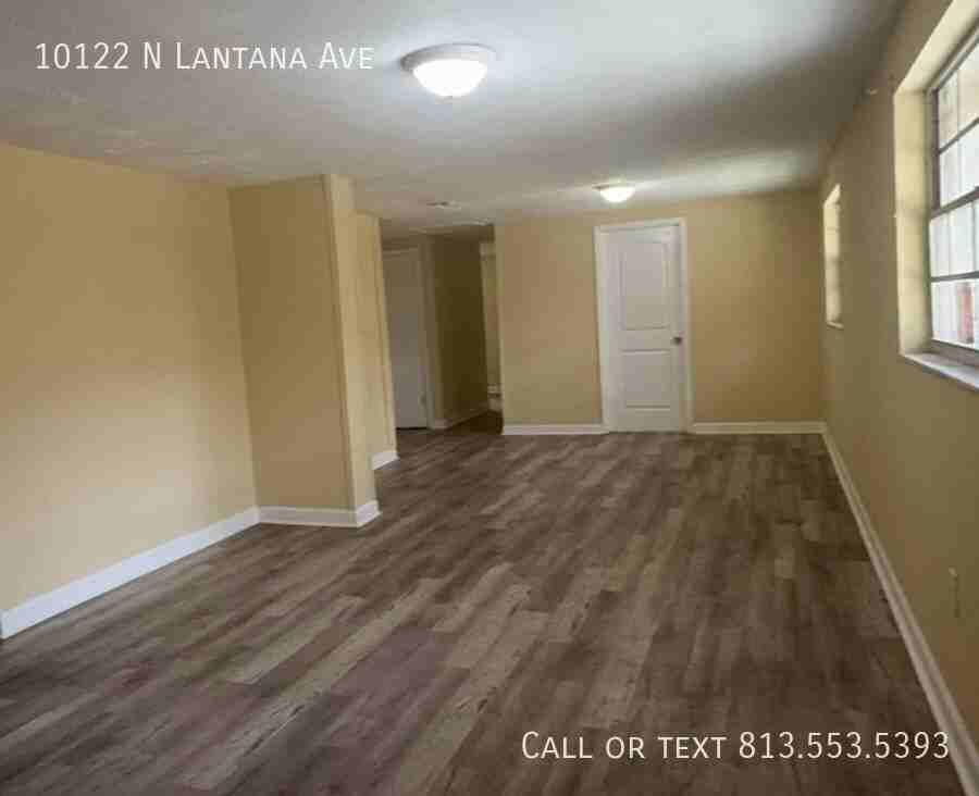 10122 N Lantana Ave - Photo 2 of 34
