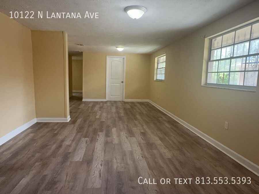 10122 N Lantana Ave - Photo 3 of 34